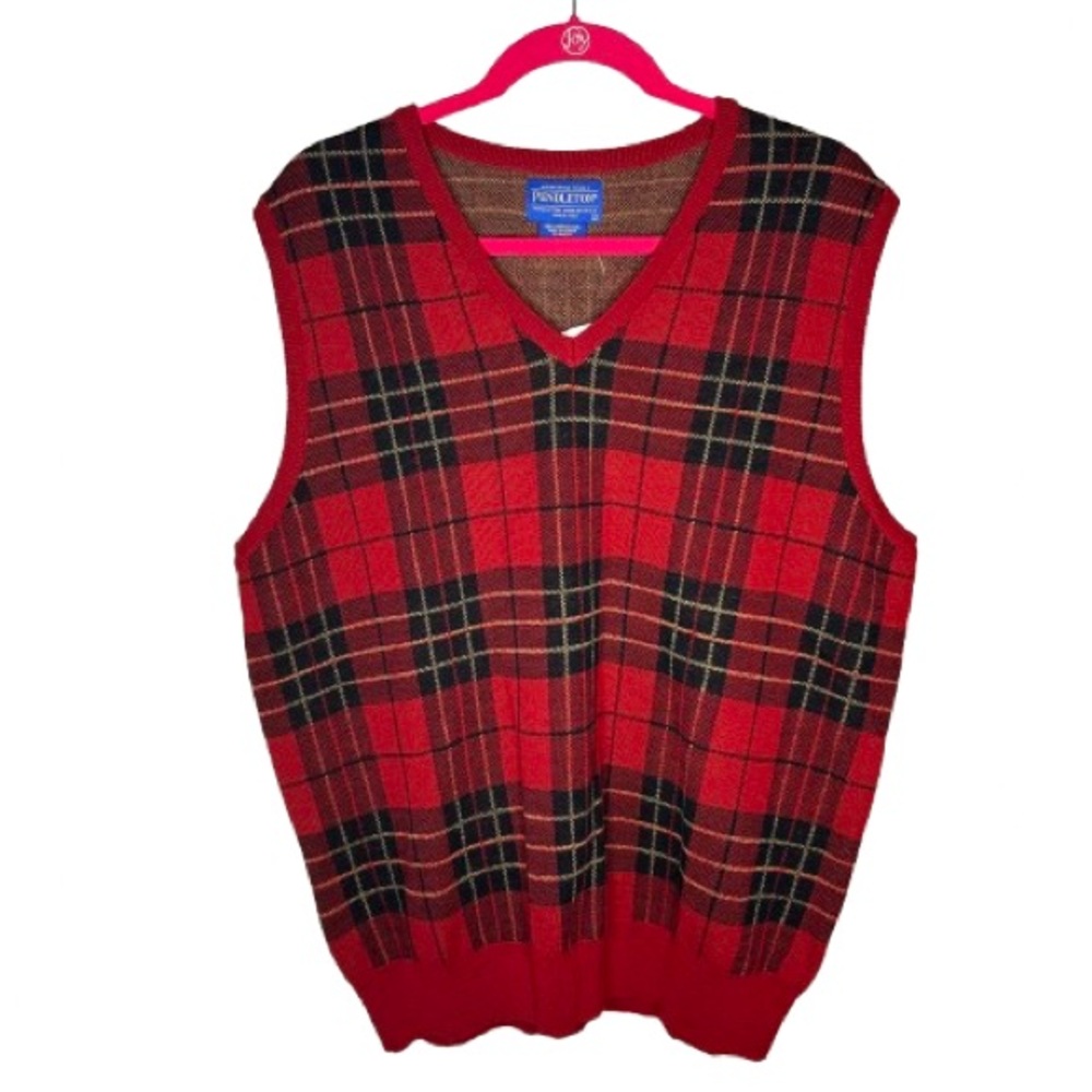 NWT Pendleton Men’s Red and Black Plaid Merino Wool Sweater Vest Size Large READ